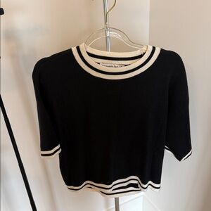 Abercrombie & Fitch Black and cream short sleeve Sweater